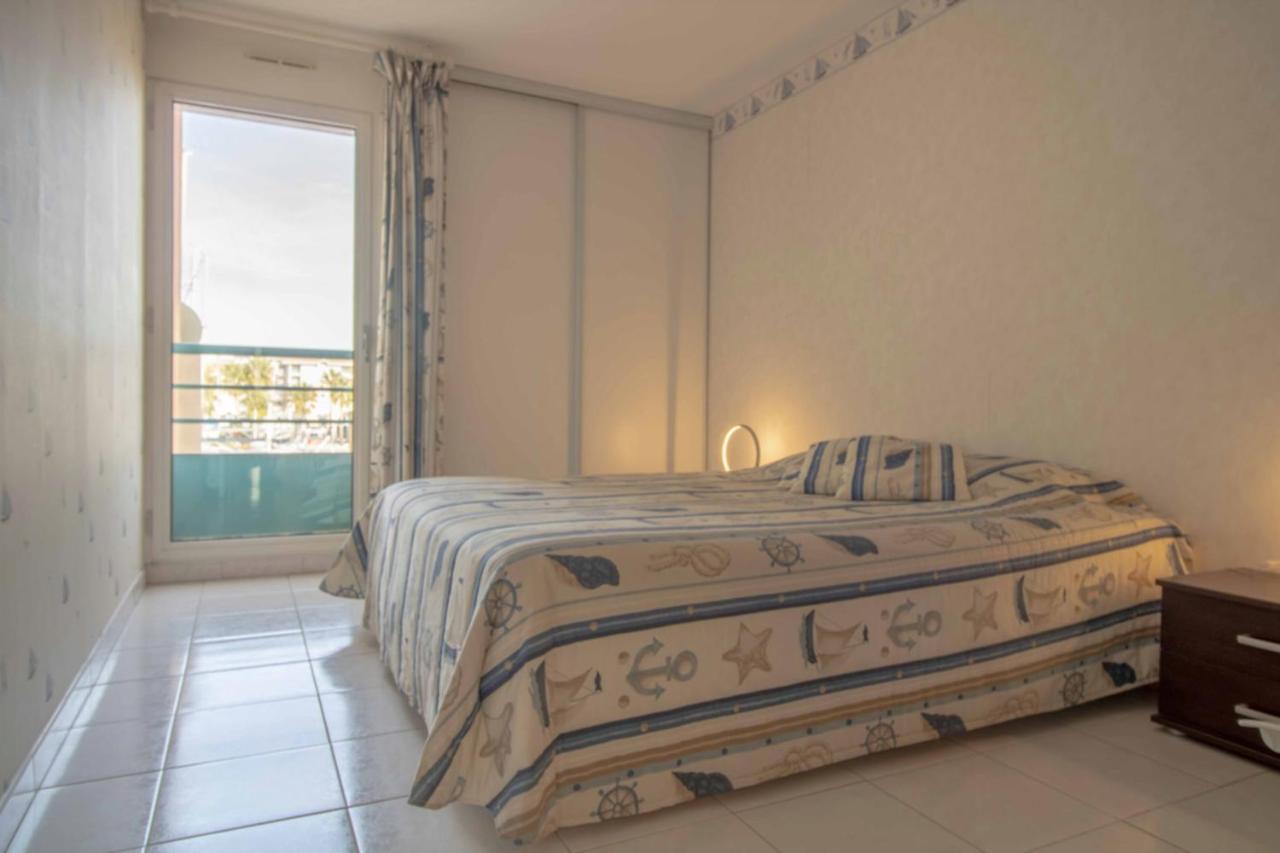Apartment With Balcony And View On The Port Fréjus エクステリア 写真
