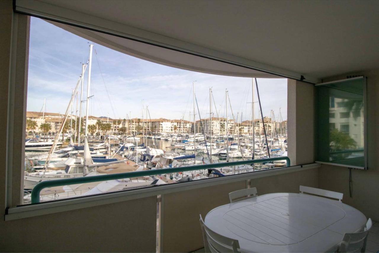 Apartment With Balcony And View On The Port Fréjus エクステリア 写真